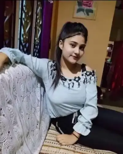 Call Girls Service in Dumka